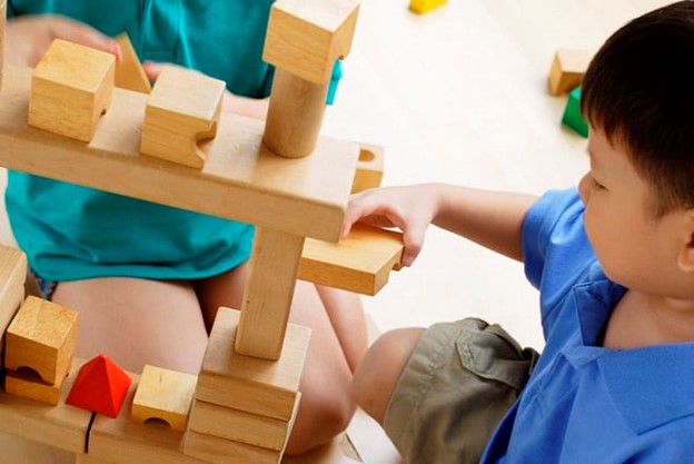 بهترین چوب برای ساخت اسباب بازی چوبی چیست؟