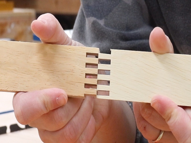 روش نصب فینگر جوینت چگونه است؟ 2 ایجاد-اتصال-فینگر-جوینت