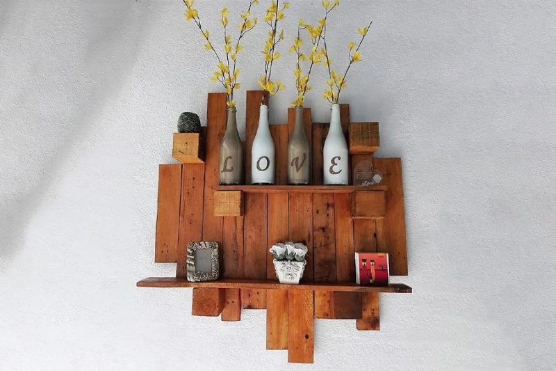 شلف دیواری چوبی؛ ترکیب زیبایی و کاربرد در فضا 1 شلف دیواری چوبی